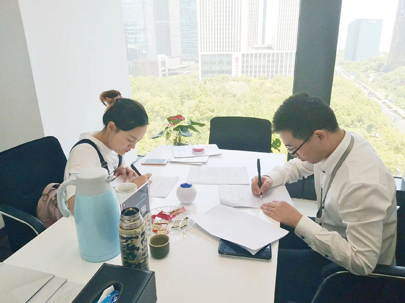 熱烈祝賀陳總簽約創綠家浙江省縣級市代理！
