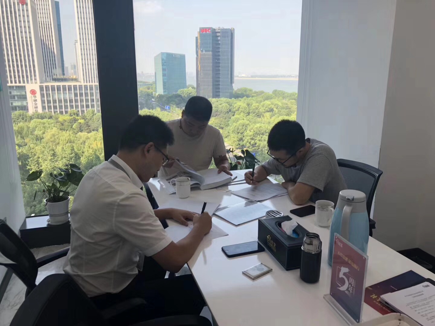 熱烈祝賀于總兄弟簽約創綠家金華市縣級代理！