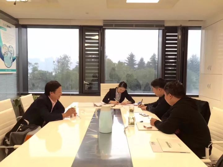 熱烈祝賀魏總、吳總、楊總簽約創綠家陜西省市級代理！
